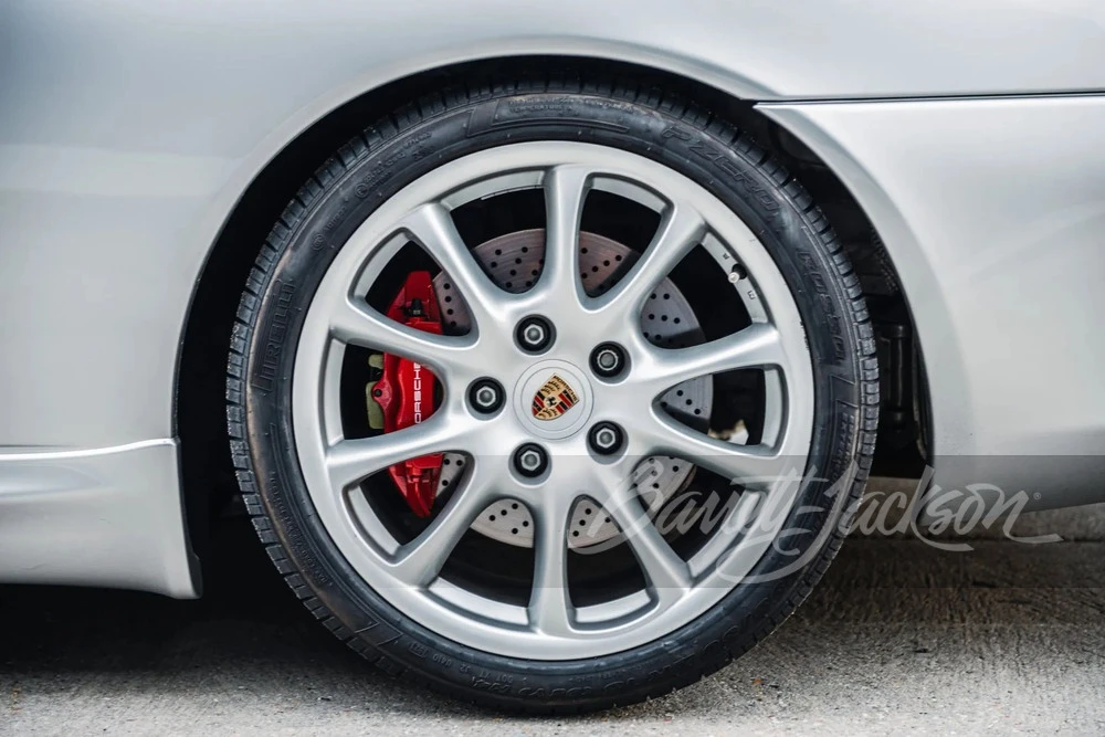 2005 Porsche 911 - Image 14 of 26