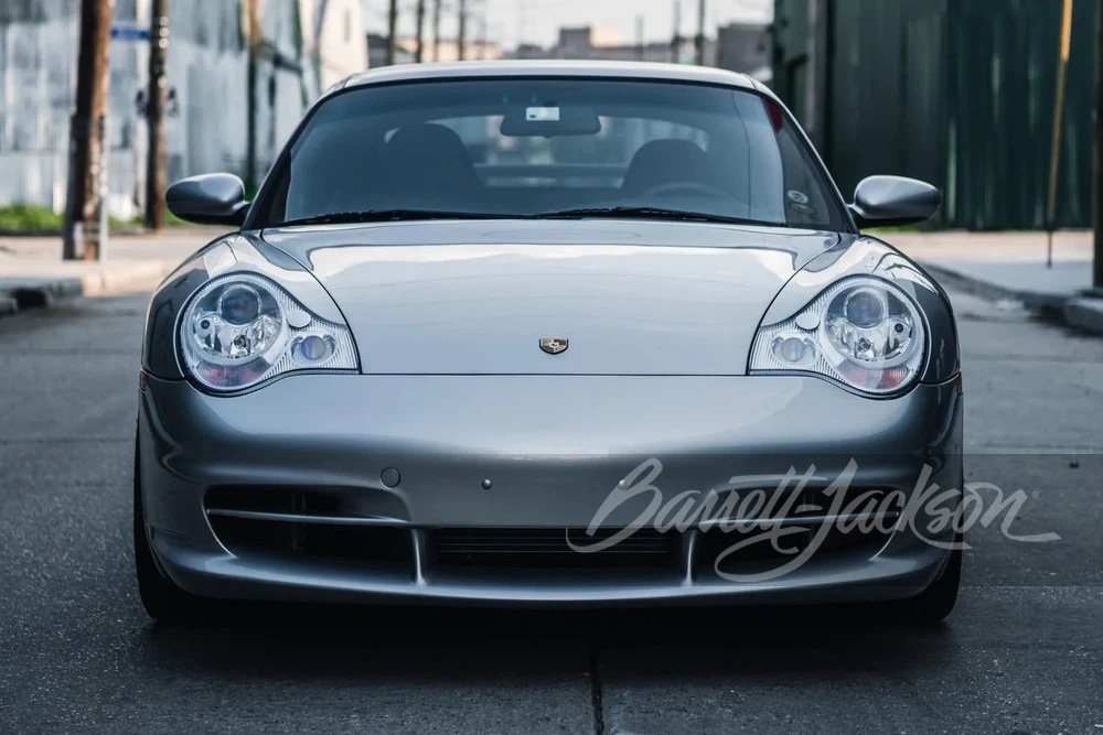 2005 Porsche 911 - Image 15 of 26