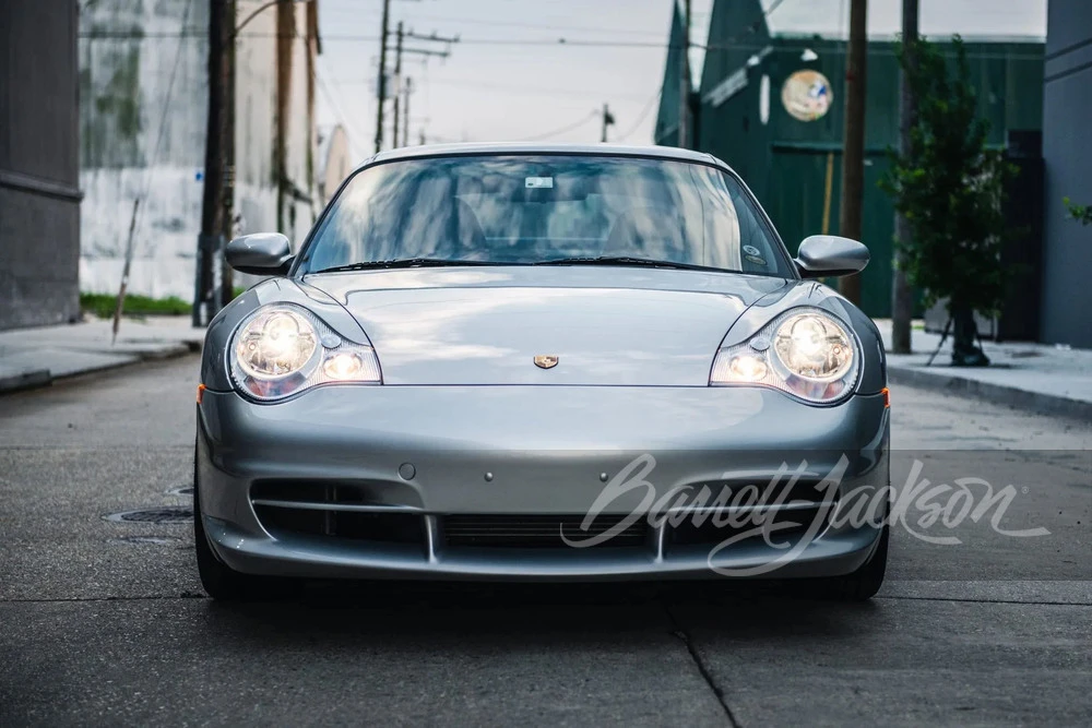 2005 Porsche 911 - Image 17 of 26