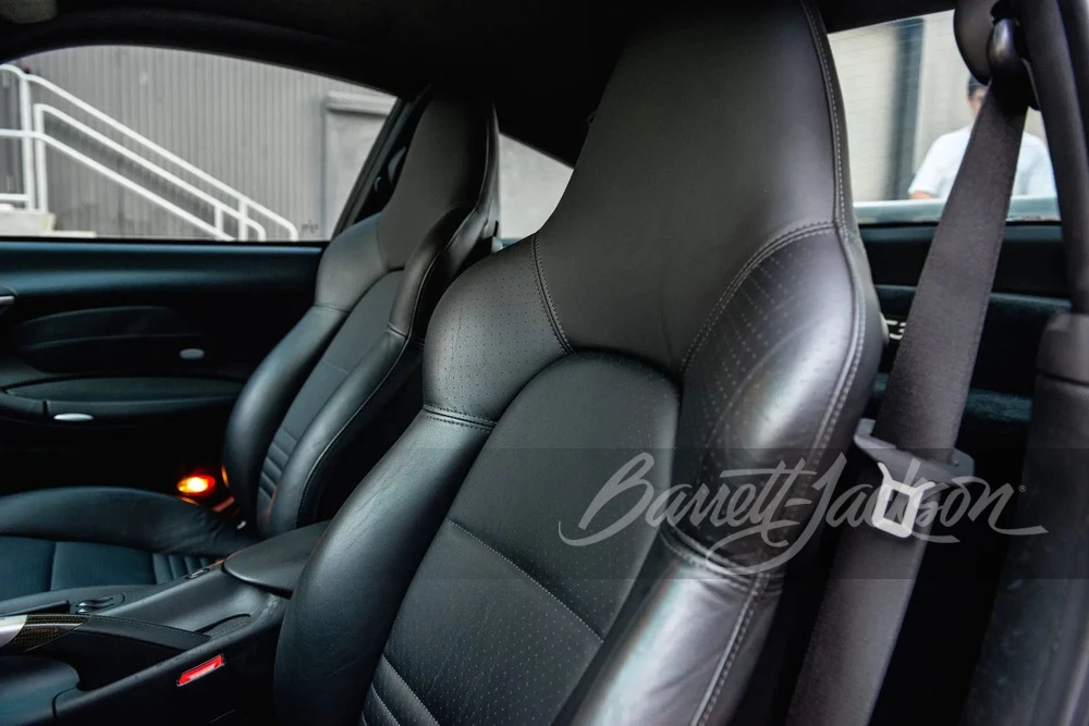 2005 Porsche 911 - Image 23 of 26