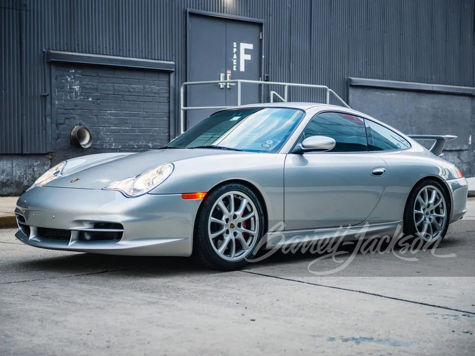 2005 Porsche 911 - Image 5 of 26