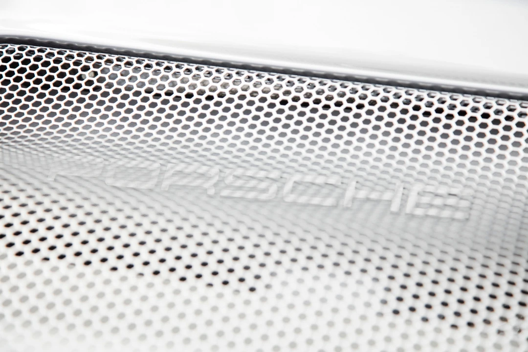 2005 Porsche Carrera GT - Image 26 of 31