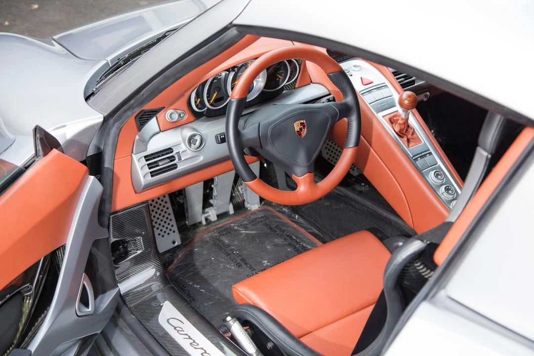 2005 Porsche Carrera GT - Image 21 of 31