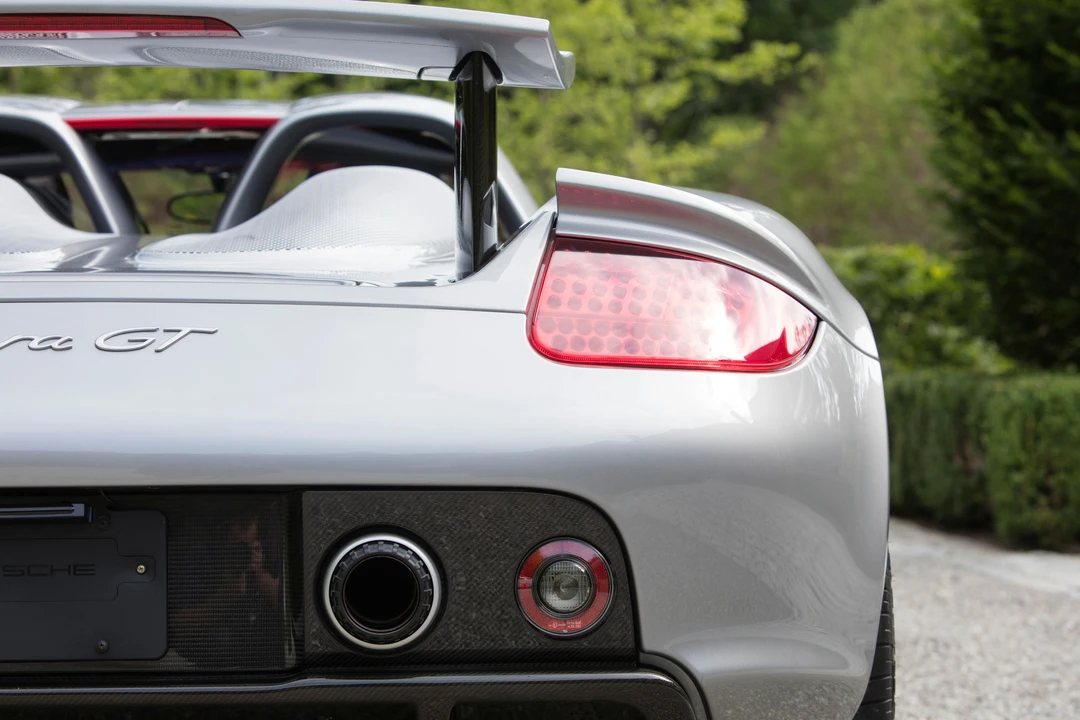 2005 Porsche Carrera GT - Image 29 of 31