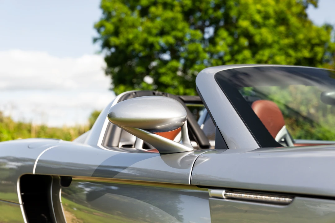 2005 Porsche Carrera GT - Image 23 of 31