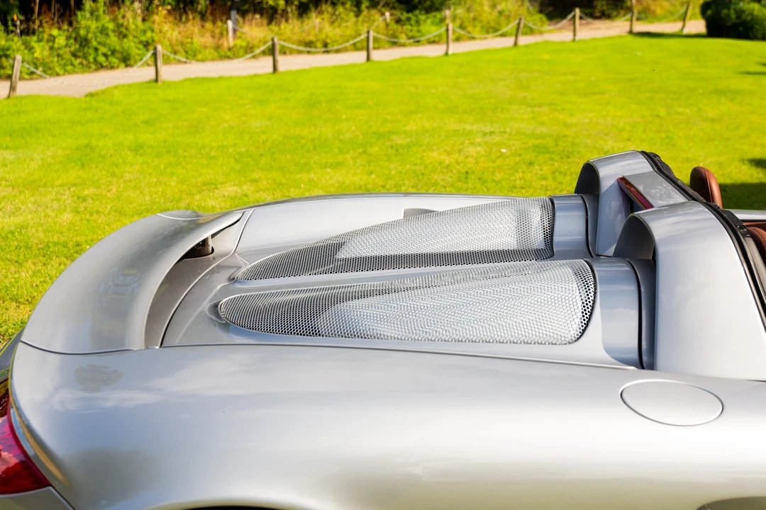 2005 Porsche Carrera GT - Image 25 of 31