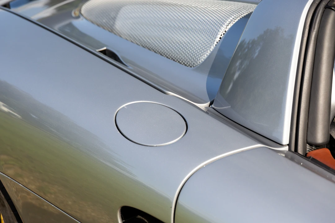 2005 Porsche Carrera GT - Image 27 of 31