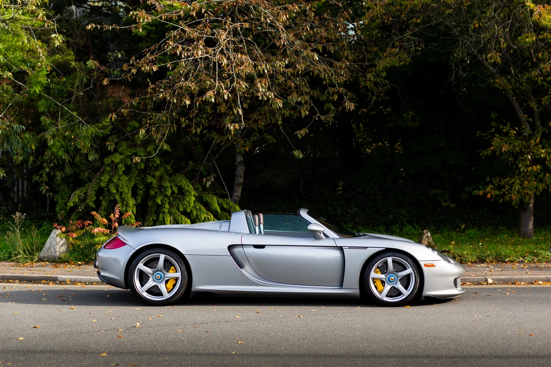 2005 Porsche Carrera GT - Image 14 of 31