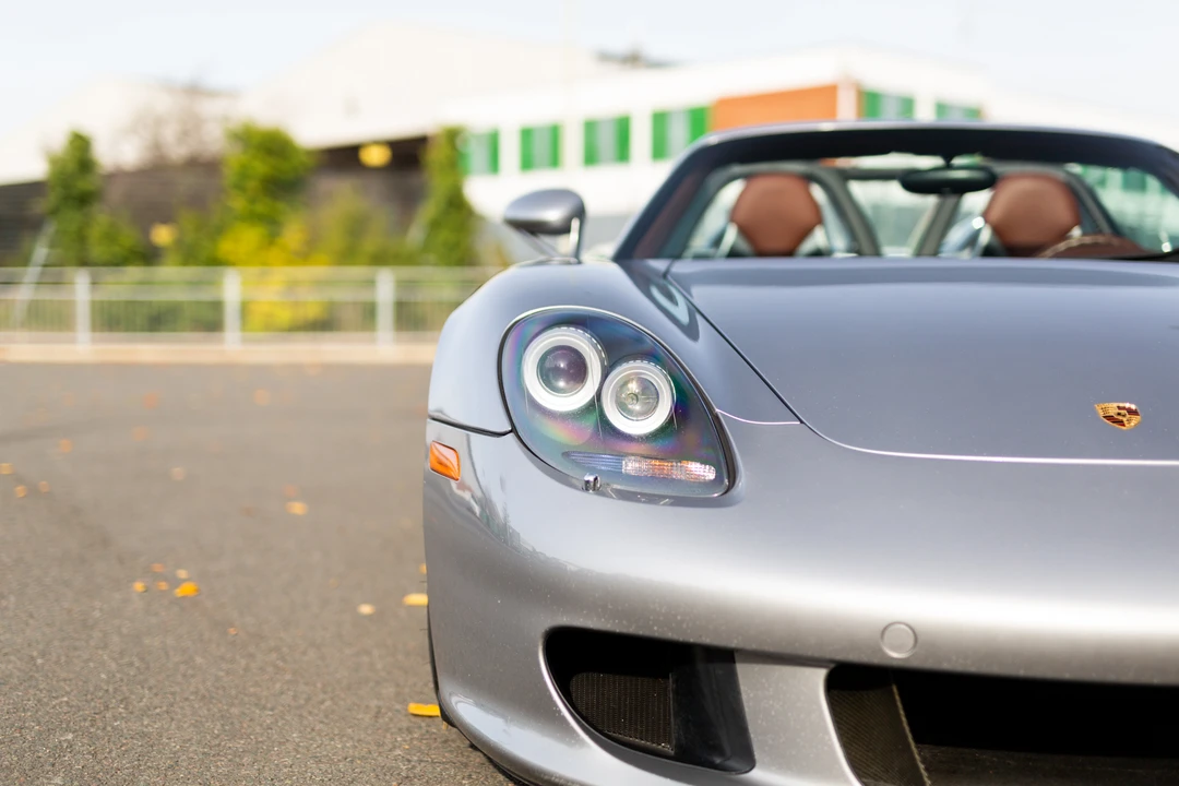 2005 Porsche Carrera GT - Image 6 of 31