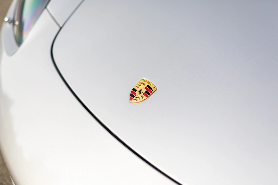 2005 Porsche Carrera GT - Image 9 of 31