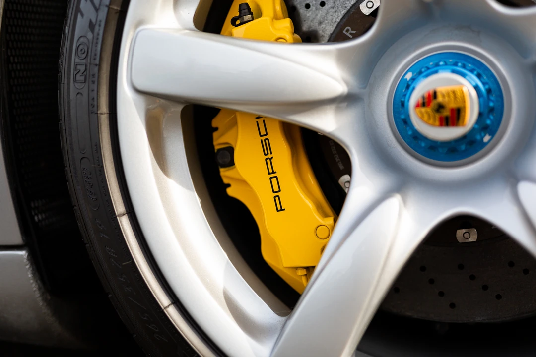 2005 Porsche Carrera GT - Image 17 of 31