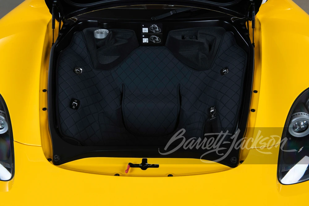 2005 Porsche Carrera GT - Image 9 of 31