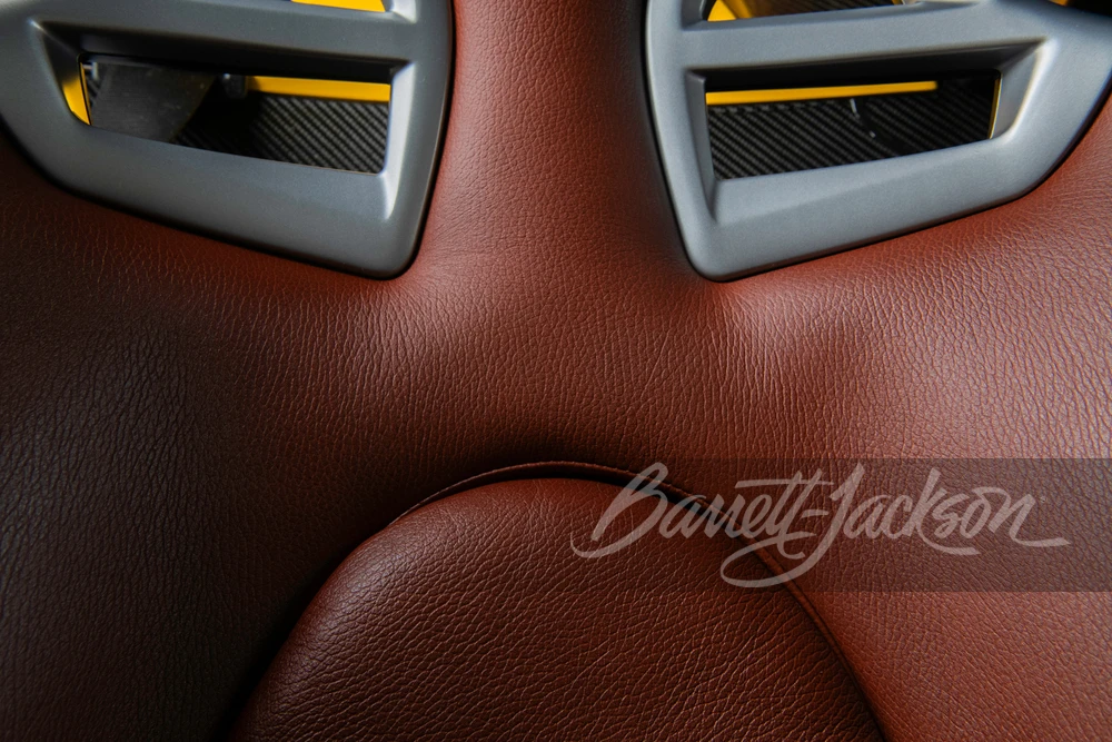2005 Porsche Carrera GT - Image 19 of 31