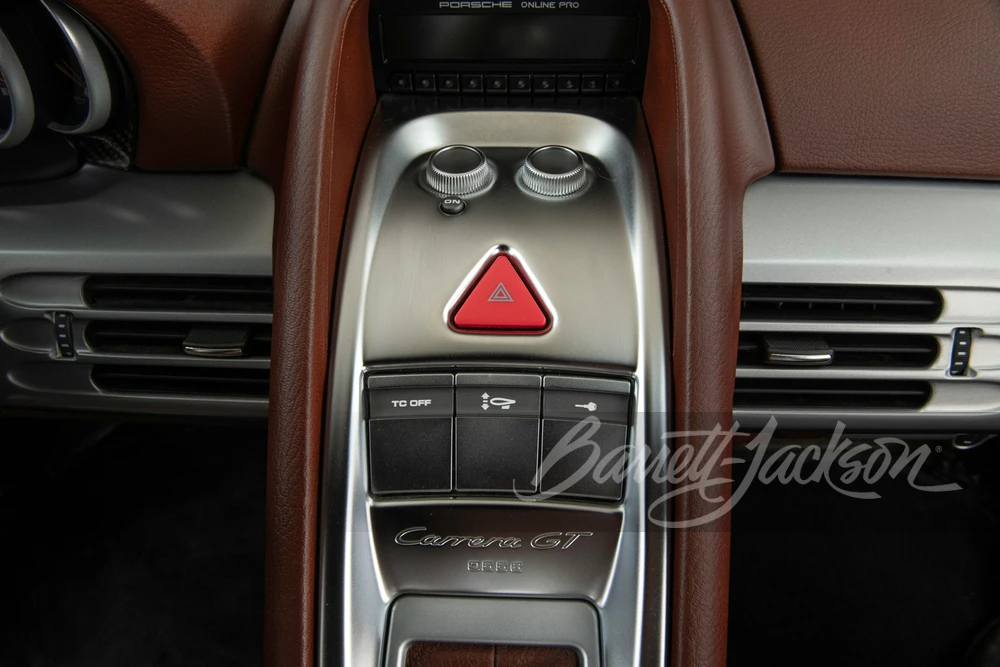2005 Porsche Carrera GT - Image 22 of 31
