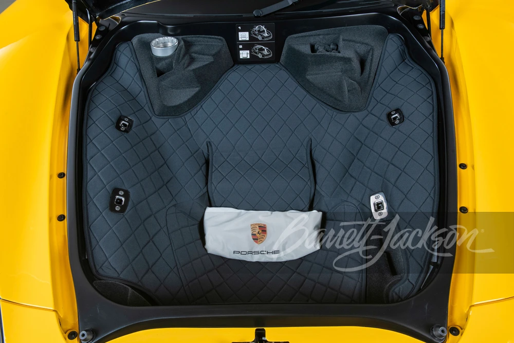 2005 Porsche Carrera GT - Image 26 of 31