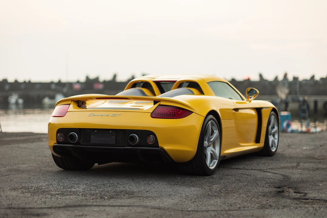 2005 Porsche Carrera GT - Image 10 of 31