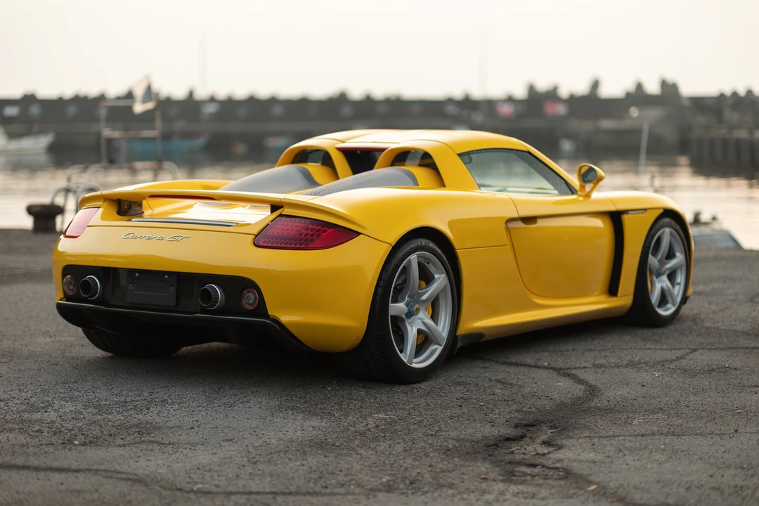 2005 Porsche Carrera GT - Image 11 of 31
