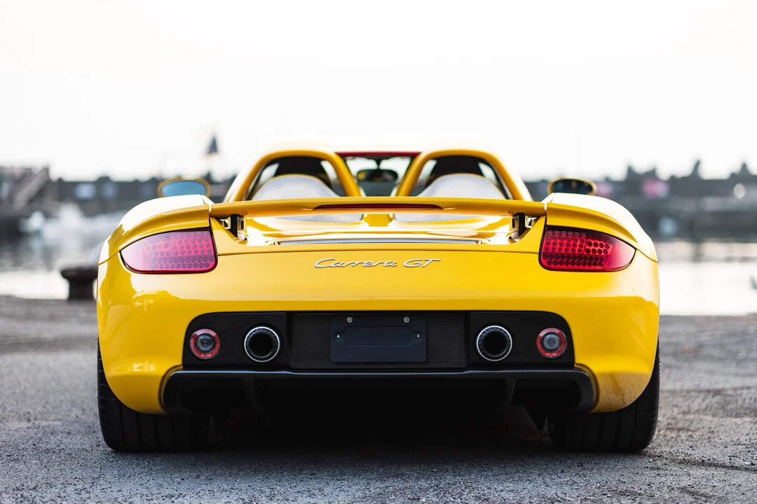 2005 Porsche Carrera GT - Image 19 of 31