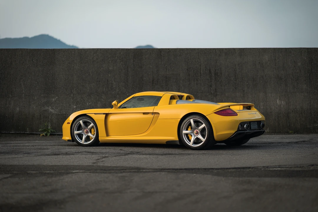 2005 Porsche Carrera GT - Image 22 of 31