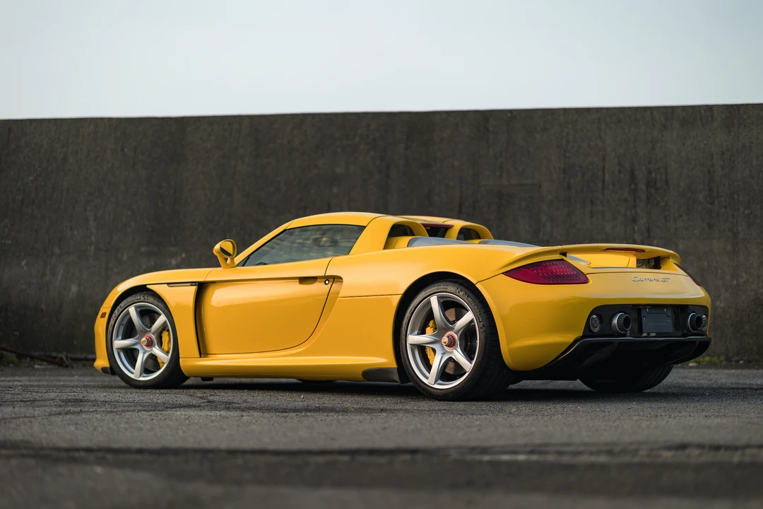 2005 Porsche Carrera GT - Image 23 of 31