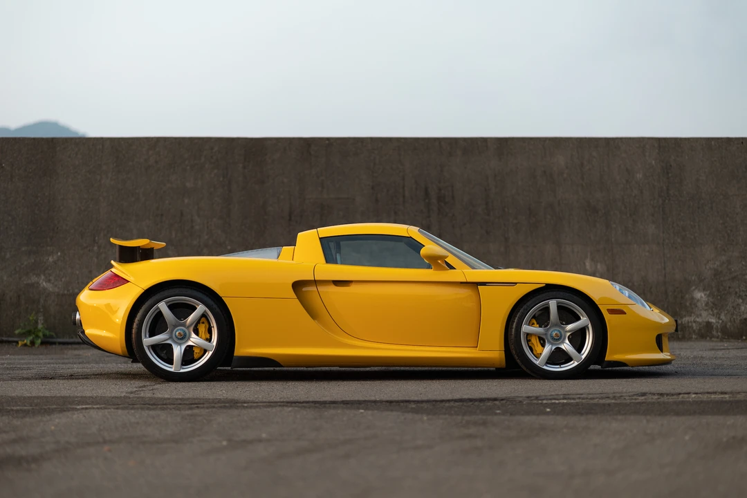 2005 Porsche Carrera GT - Image 25 of 31