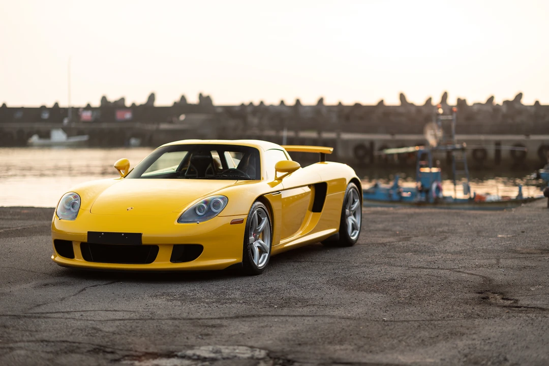 2005 Porsche Carrera GT - Image 26 of 31
