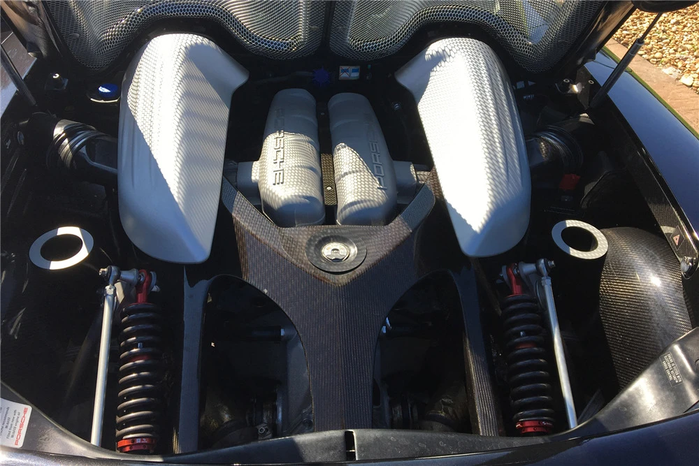 2005 Porsche Carrera GT - Image 2 of 6