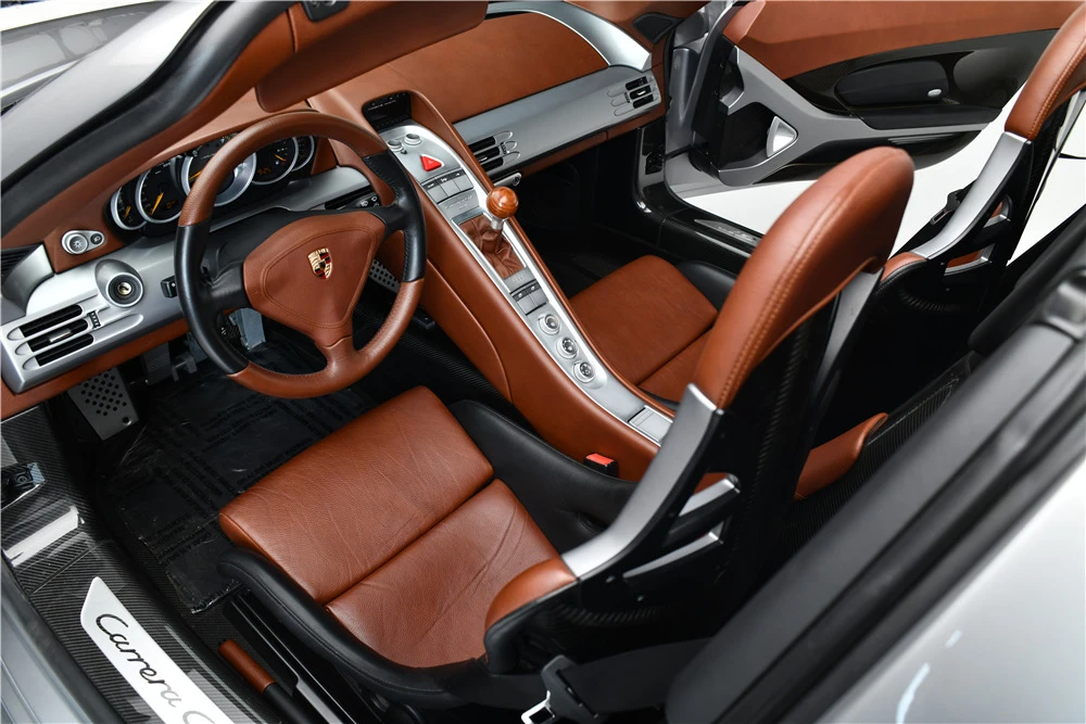 2005 Porsche Carrera GT - Image 4 of 11