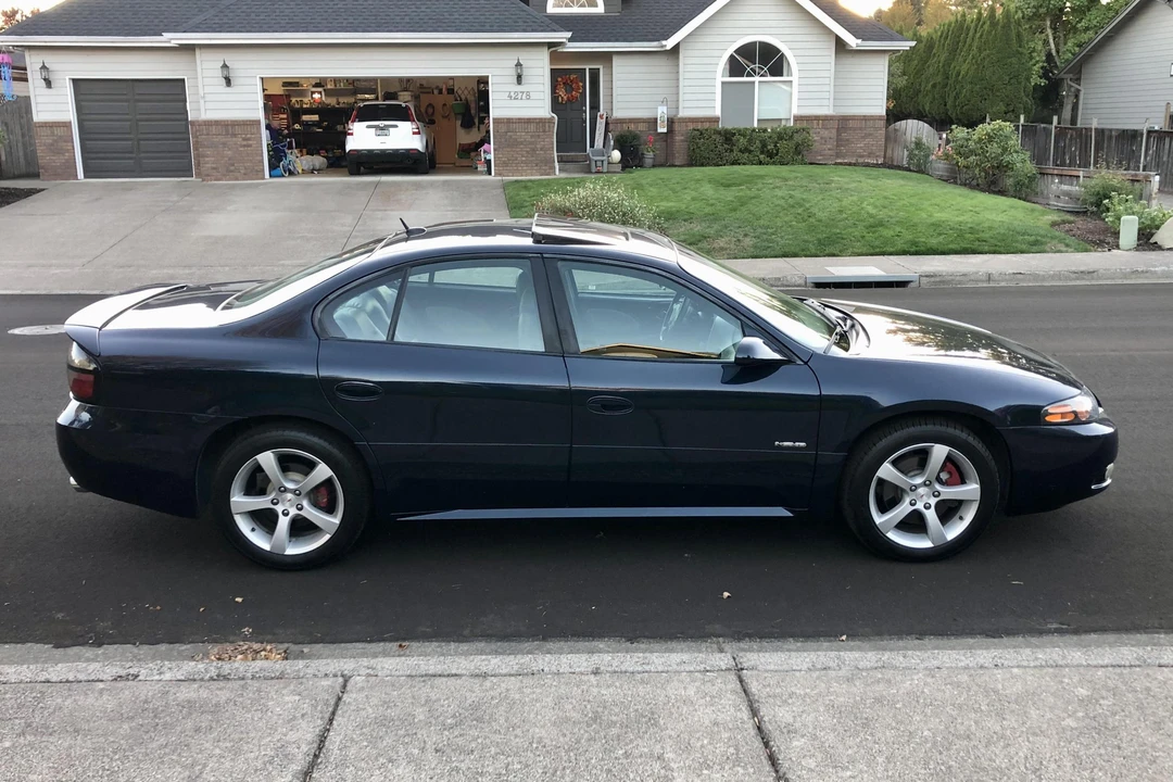 2005 Pontiac Bonneville 5th+ Gen - Image 3 of 31