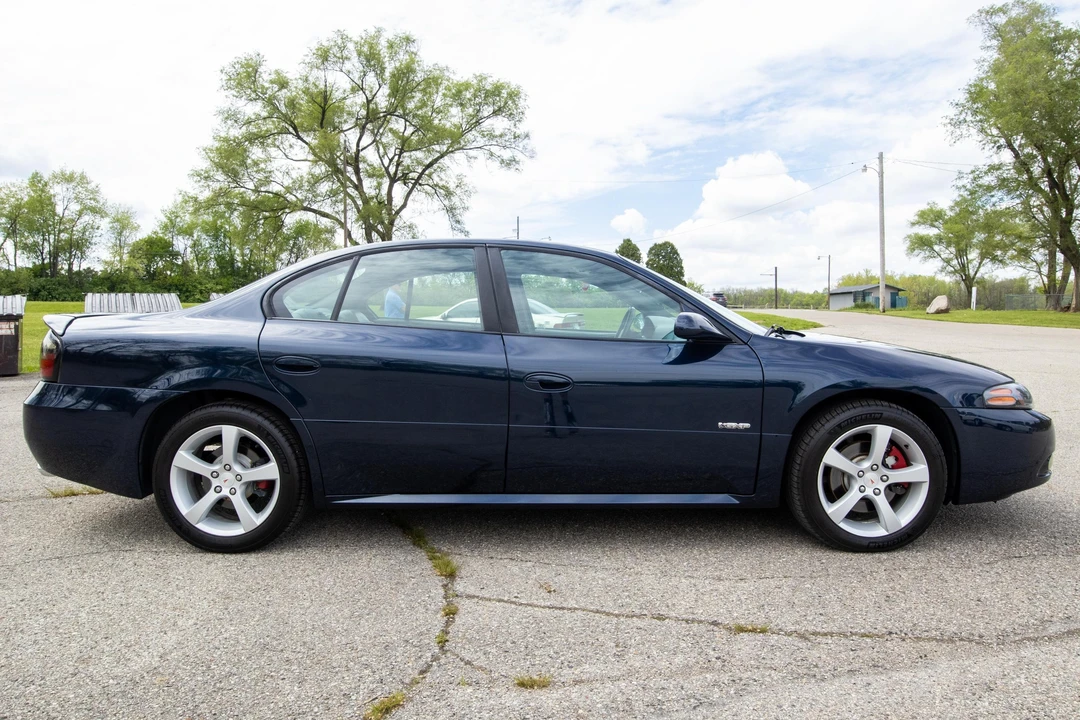2005 Pontiac Bonneville 5th+ Gen - Image 3 of 31