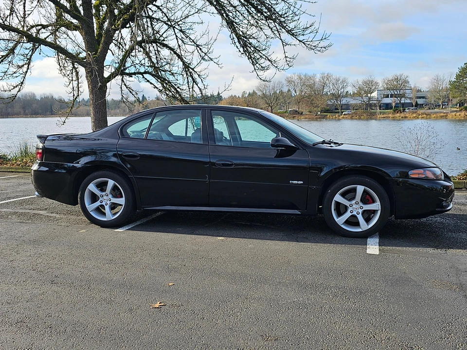 2005 Pontiac Bonneville 5th+ Gen - Image 15 of 31