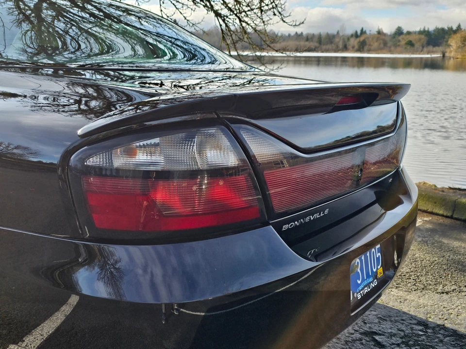 2005 Pontiac Bonneville 5th+ Gen - Image 28 of 31