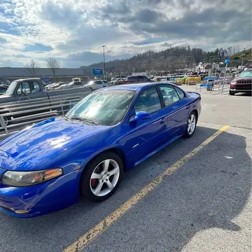2005 Pontiac Bonneville GXP