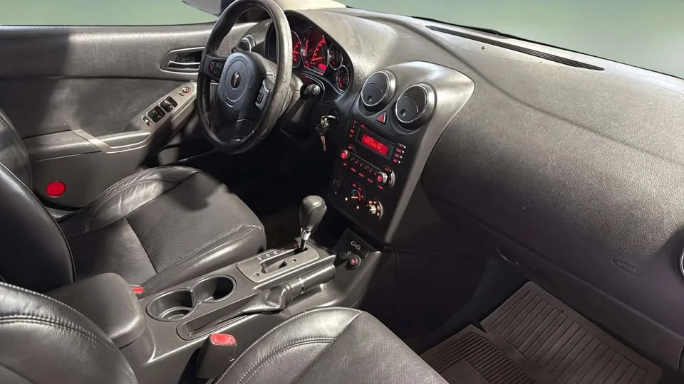 2005 Pontiac G6 - Image 12 of 20