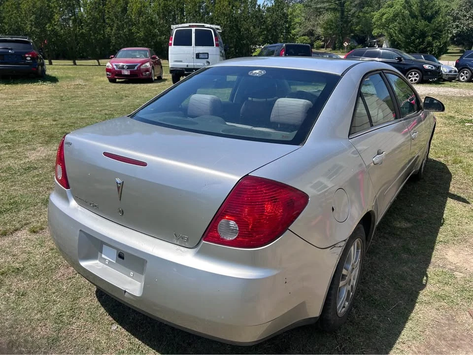 2005 Pontiac G6 - Image 6 of 9