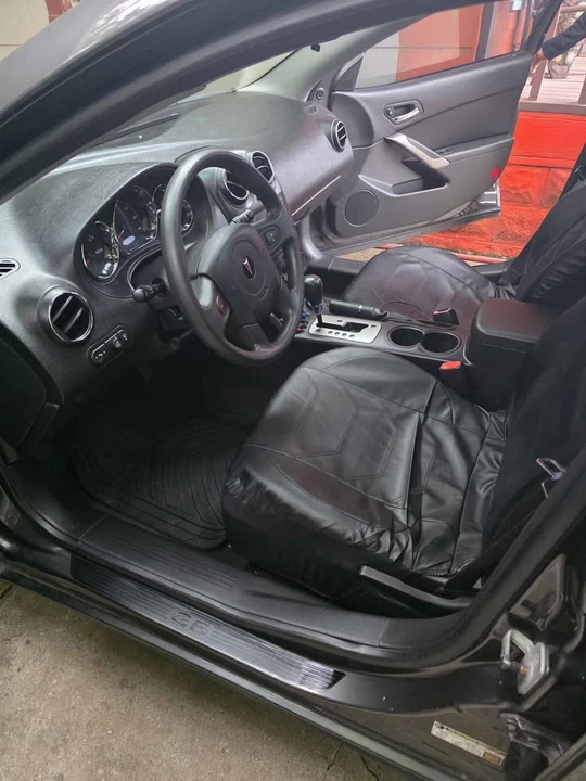 2005 Pontiac G6 - Image 4 of 4