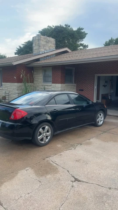 2005 Pontiac G6 - Image 3 of 6