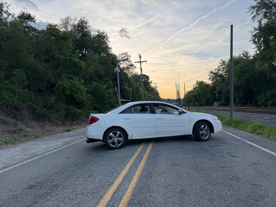 2005 Pontiac G6 - Image 3 of 3