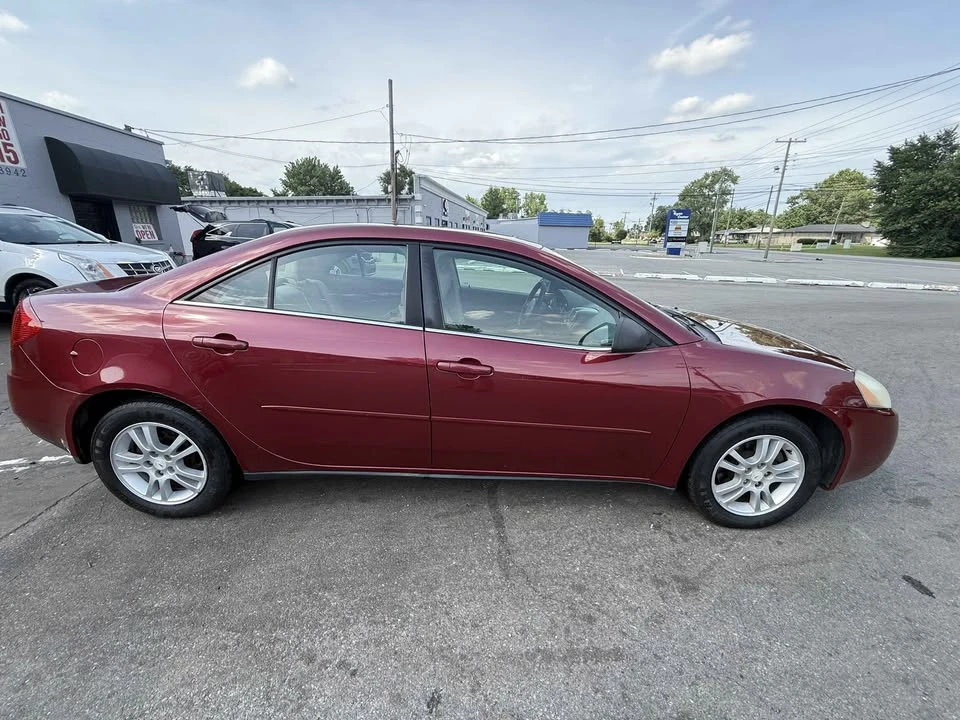 2005 Pontiac G6 - Image 3 of 5