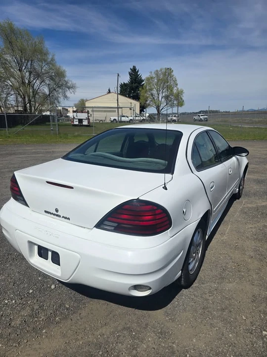 2005 Pontiac Grand Am - Image 3 of 7