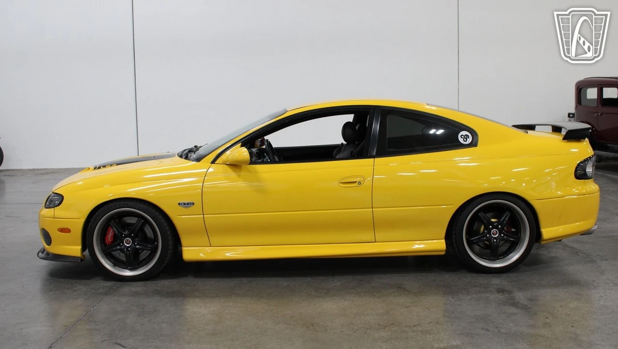 2005 Pontiac GTO 4th Gen - Image 14 of 31