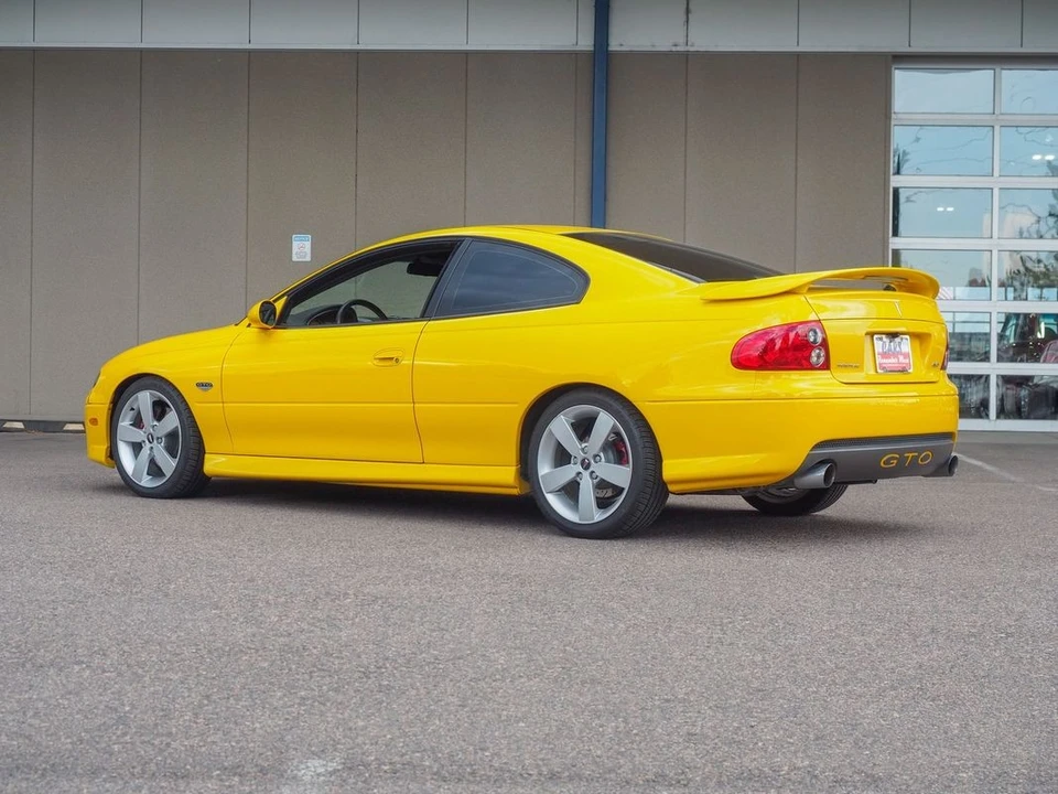 2005 Pontiac GTO 4th Gen - Image 2 of 31