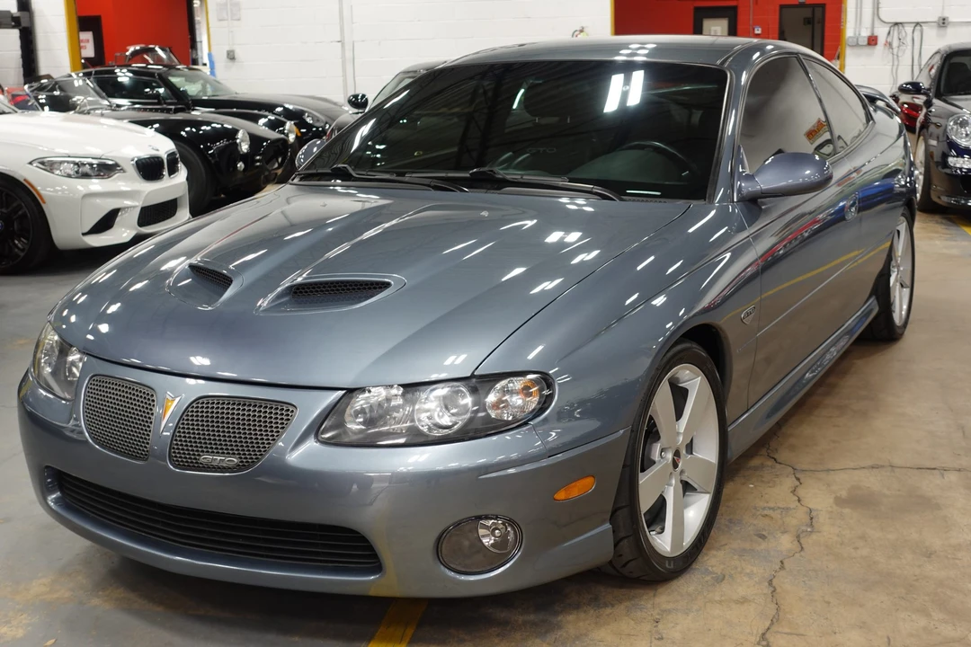 2005 Pontiac GTO 4th Gen - Image 22 of 31