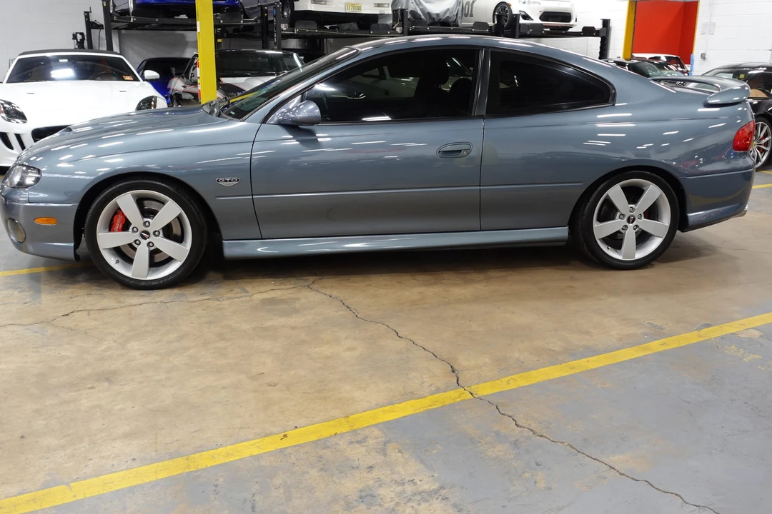 2005 Pontiac GTO 4th Gen - Image 18 of 31