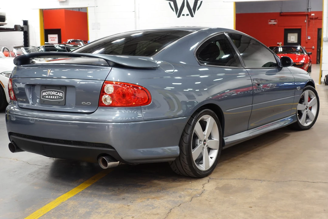 2005 Pontiac GTO 4th Gen - Image 10 of 31