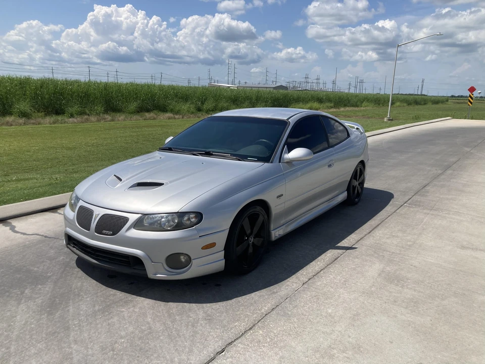 2005 Pontiac GTO 4th Gen - Image 2 of 31