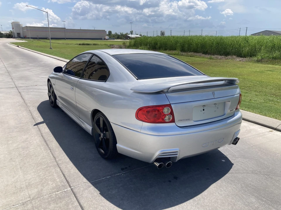 2005 Pontiac GTO 4th Gen - Image 8 of 31