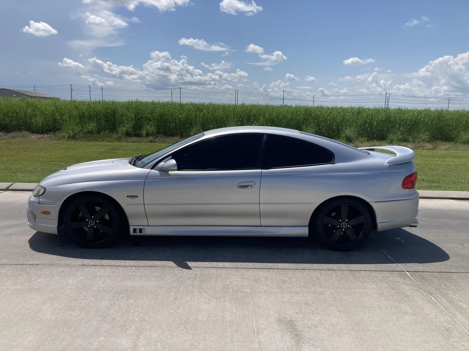 2005 Pontiac GTO 4th Gen - Image 10 of 31
