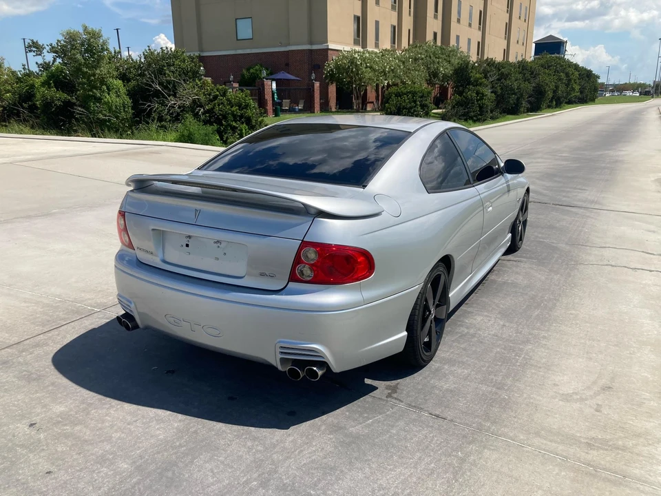 2005 Pontiac GTO 4th Gen - Image 6 of 31