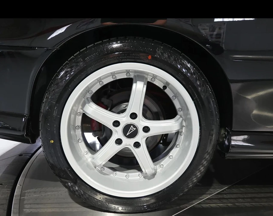 2005 Pontiac GTO 4th Gen - Image 19 of 31